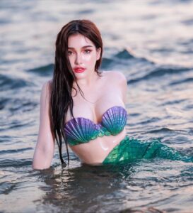 ใบเฟิร์น กุลธาดา เน็ตไอดอล