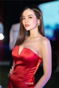 น้องนัสโอเค คนดัง