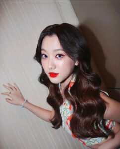 น้องอ๊ะอายโฟว์อีฟ