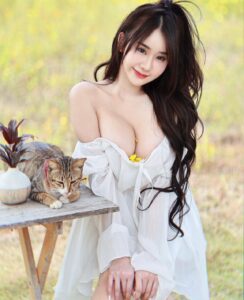 พลอยใสวราภรณ์ ชุดว่ายน้ำ